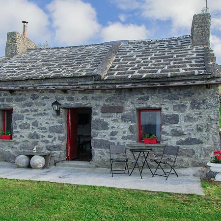 Fanore 1844 Seascape Cottage Is Located On The Wild Atlantic Way מראה חיצוני תמונה