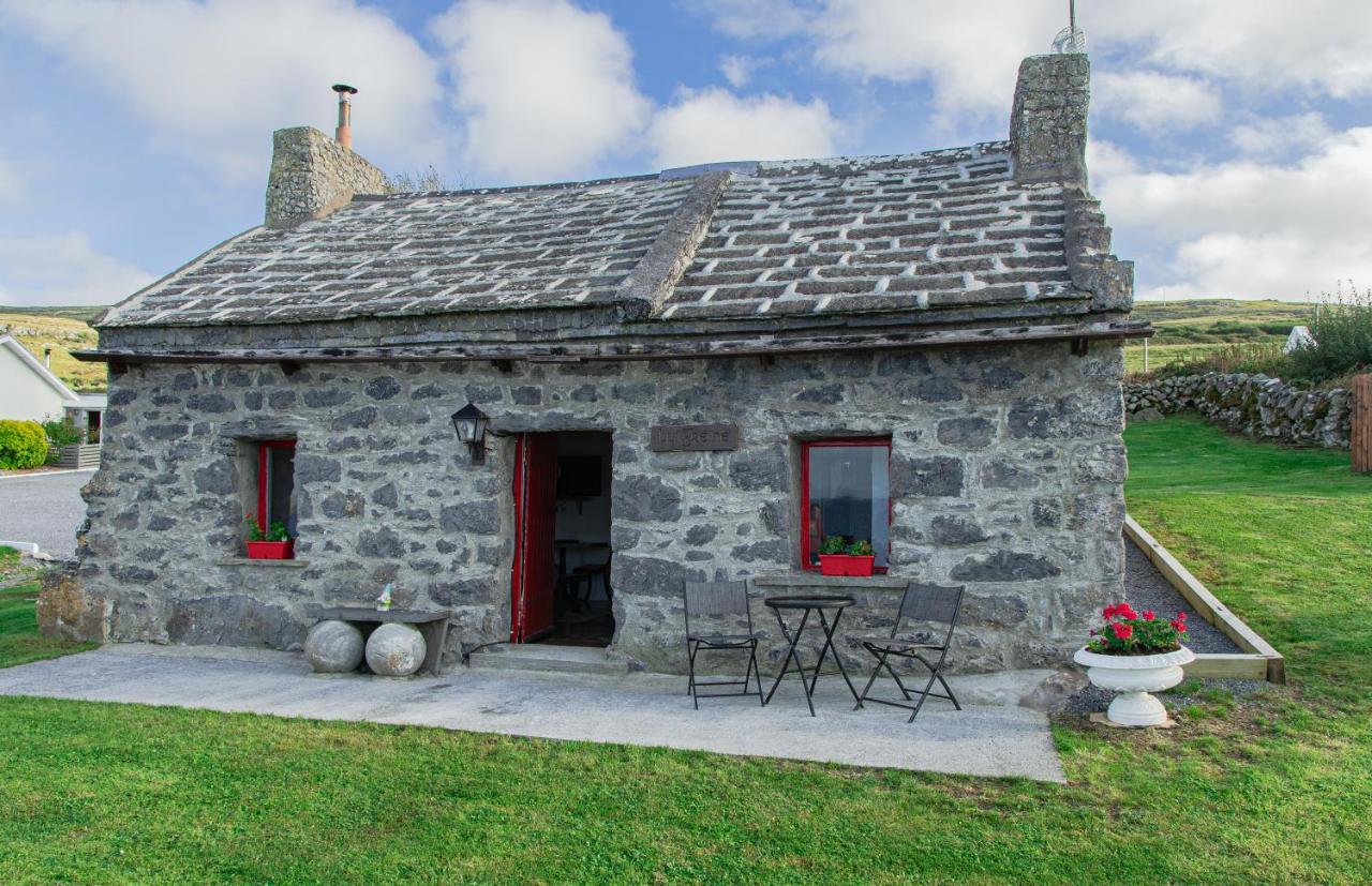 Fanore 1844 Seascape Cottage Is Located On The Wild Atlantic Way מראה חיצוני תמונה